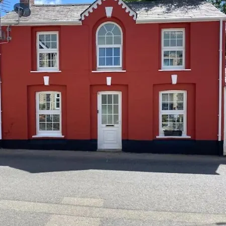 Holiday home The Brick House, Cosy In North Cornwall *